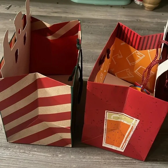 NWT heavy duty gift bags 🚨READ DESCRIPTION 🚨 - Picture 14 of 14